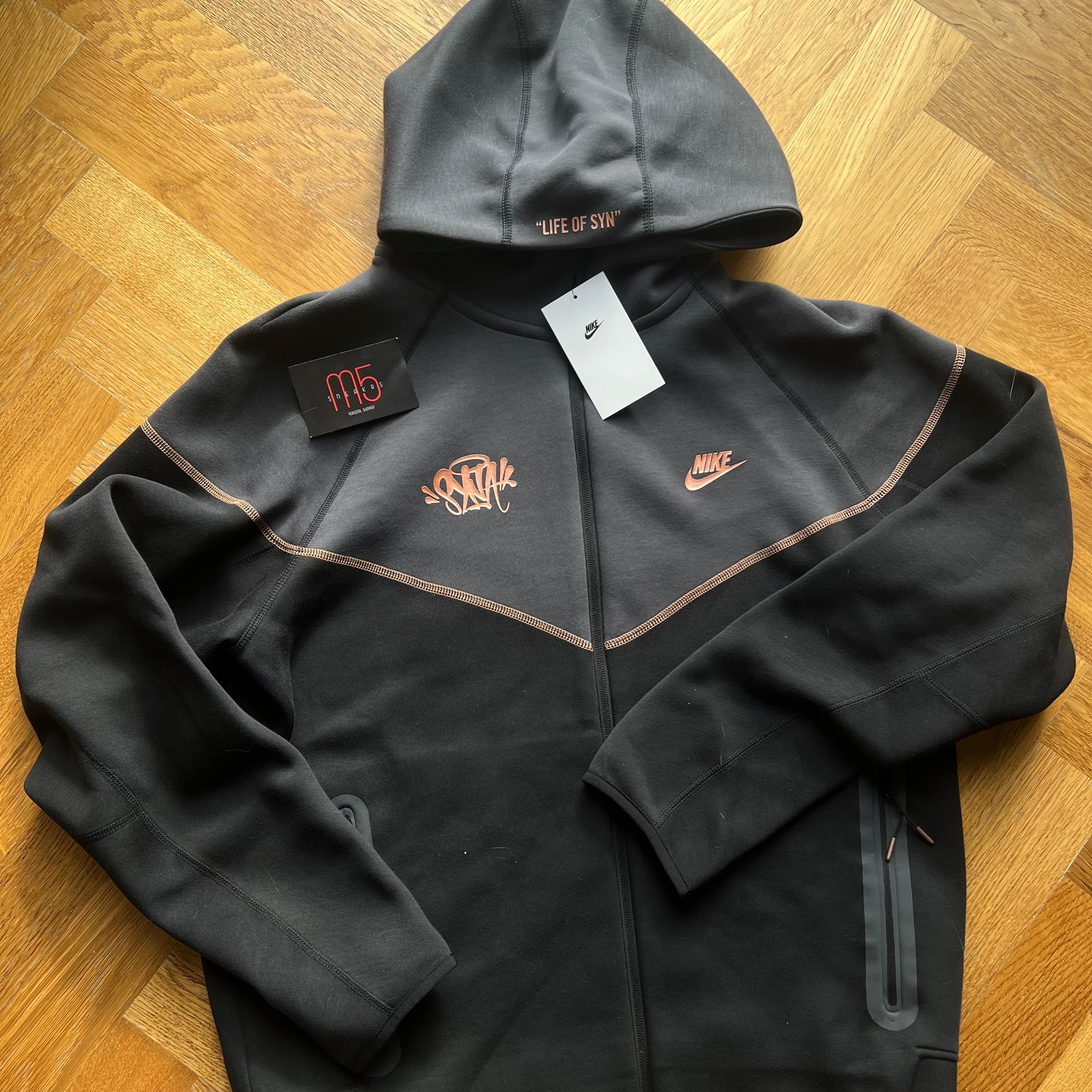 Nike Syna world テックフリース Central Cee Nike Sportswear Tech Fleece x Central Cee Syna World Full Zip