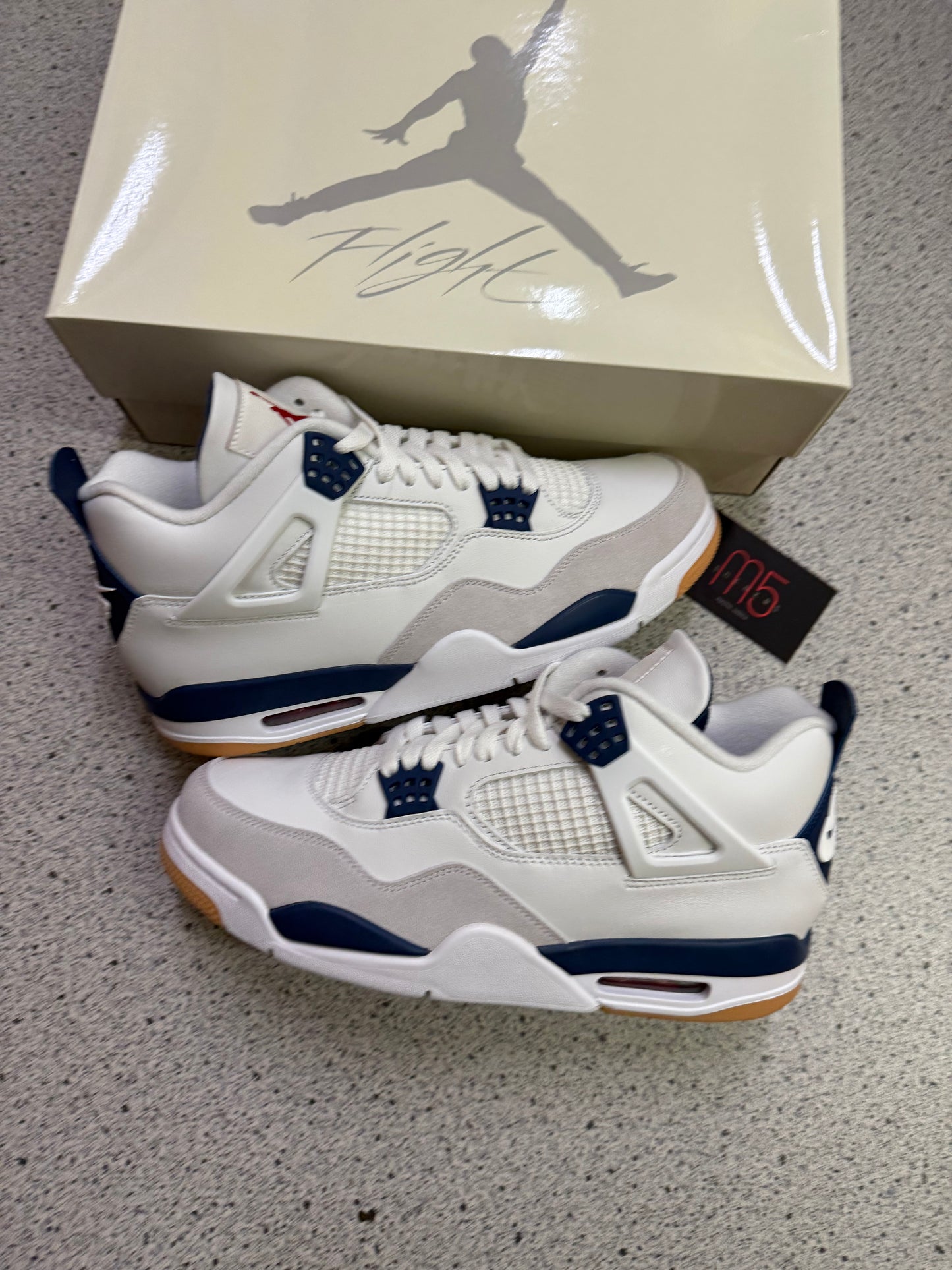 Jordan 4 Retro SB ‘Navy’