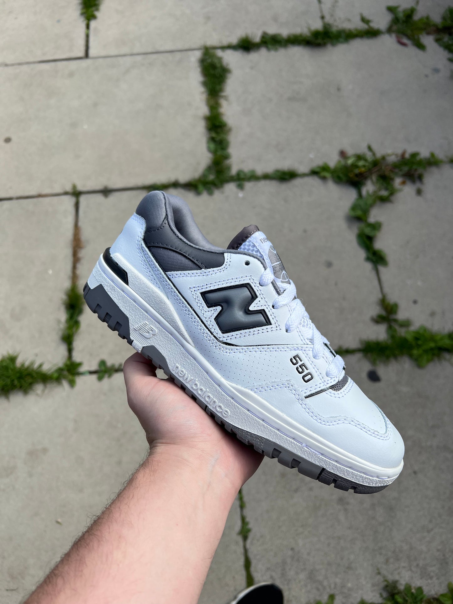 New Balance 550 ‘White/Grey/Black’